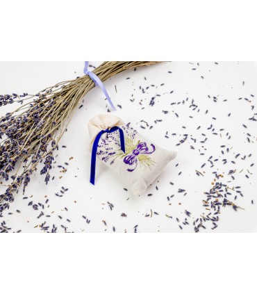 Small Embroidered bag